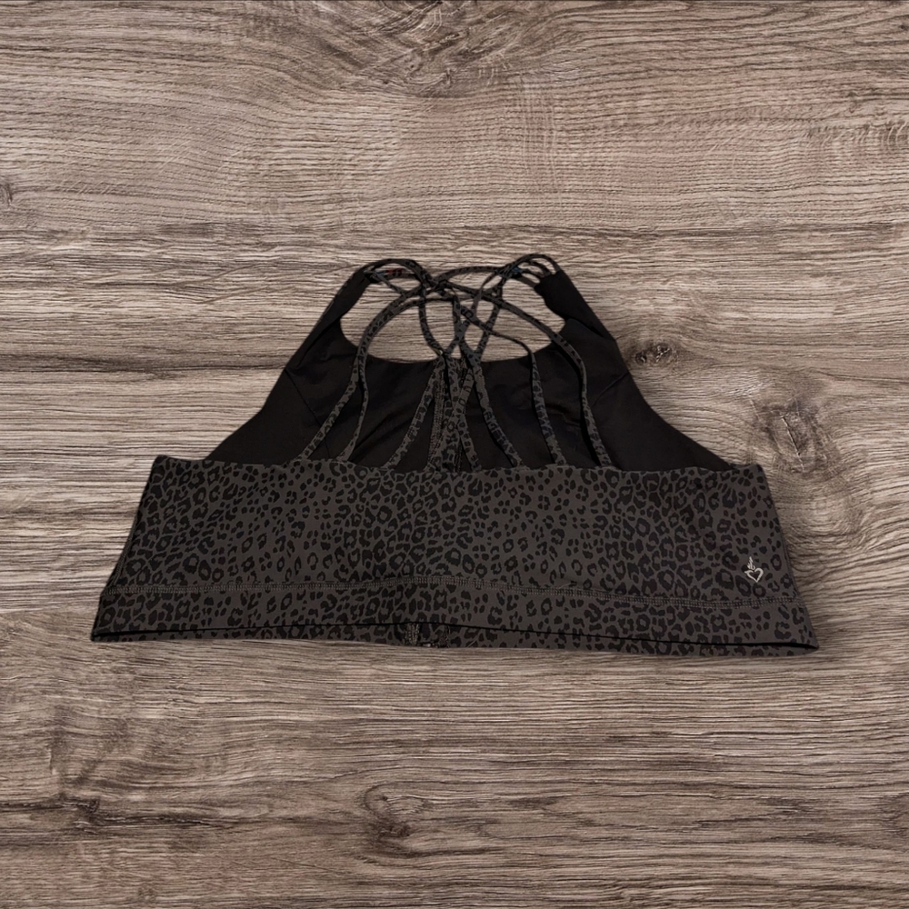 Torrid Low Impact Wireless Strappy Back Active Sport/Workout Top - Picture 4 of 6